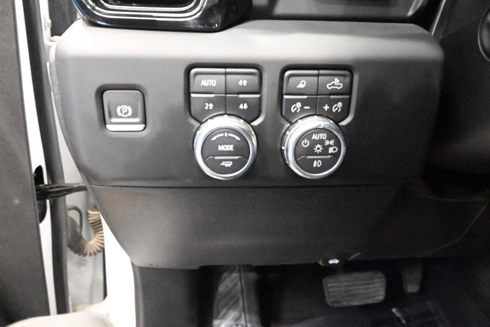 Used 2022 GMC Sierra 1500 AT4 w/ AT4 Premium Package image 23