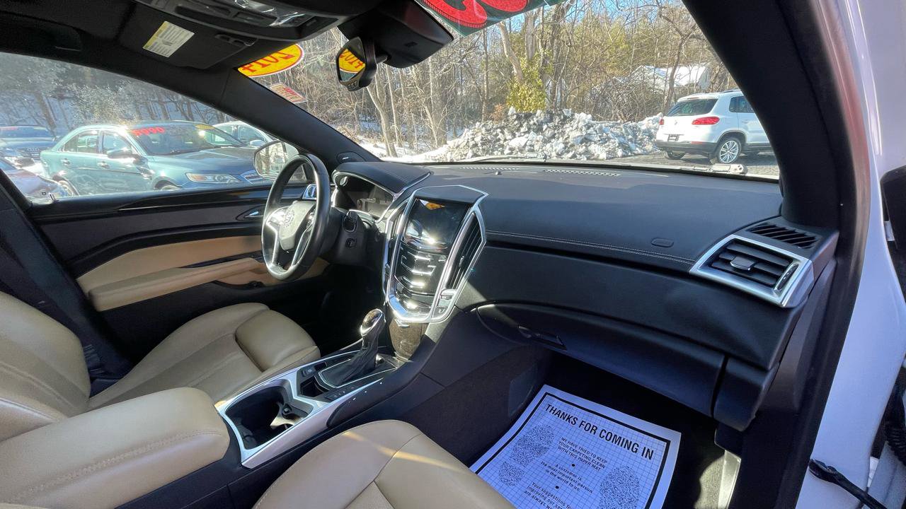 Used 2014 Cadillac SRX Luxury w/ Driver Awareness Package image 28