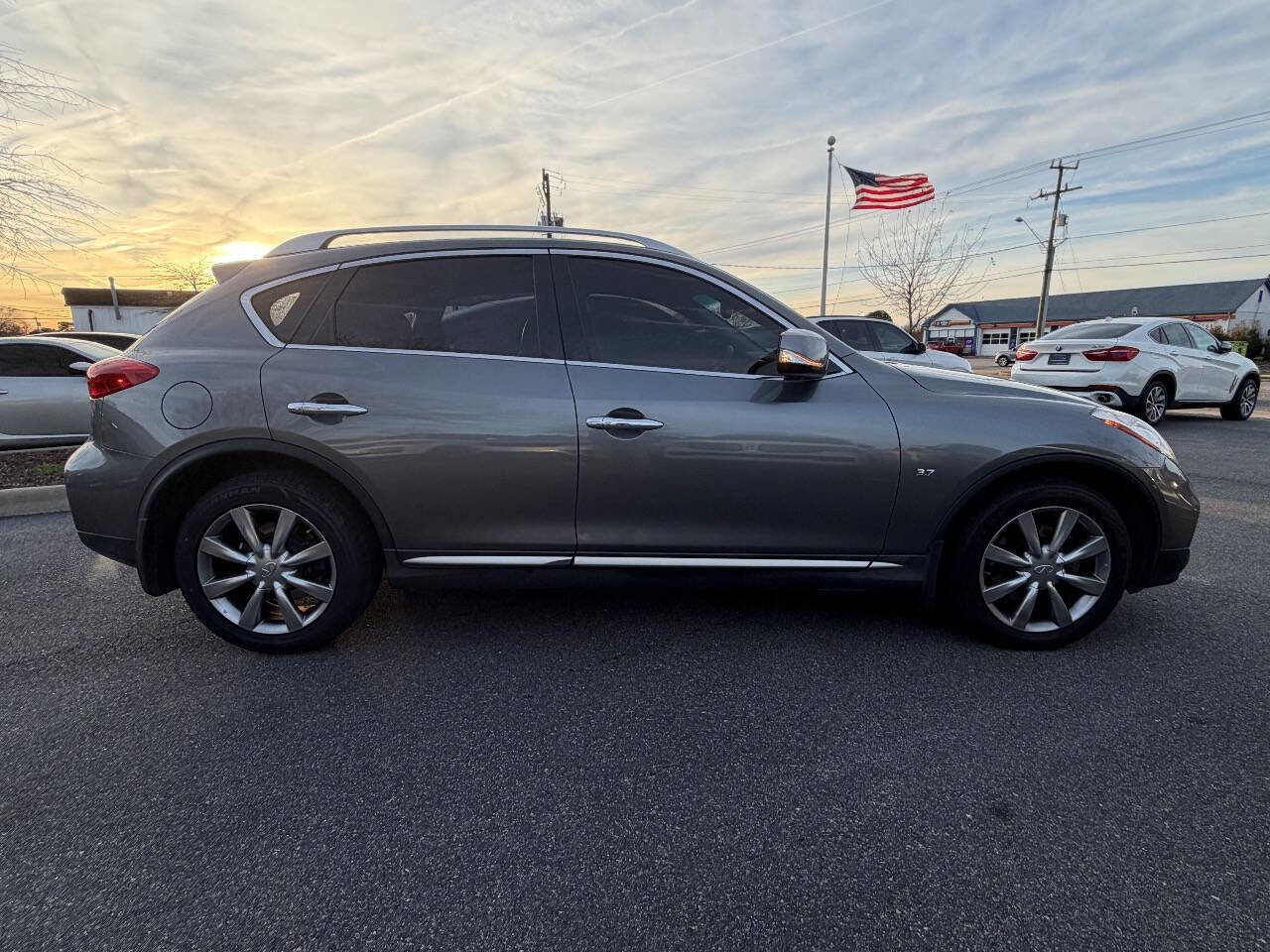 Used 2016 INFINITI QX50 Journey w/ Premium Package AWD/4WD image 9