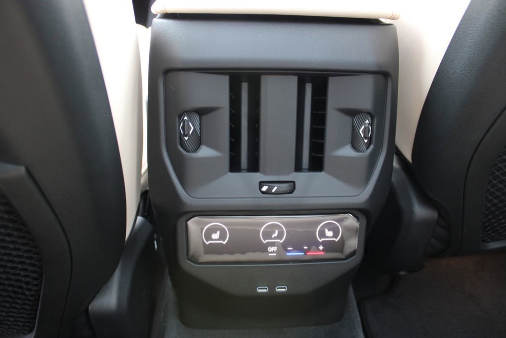 New 2026 BMW X3 xDrive30 w/ Premium Package AWD/4WD image 40