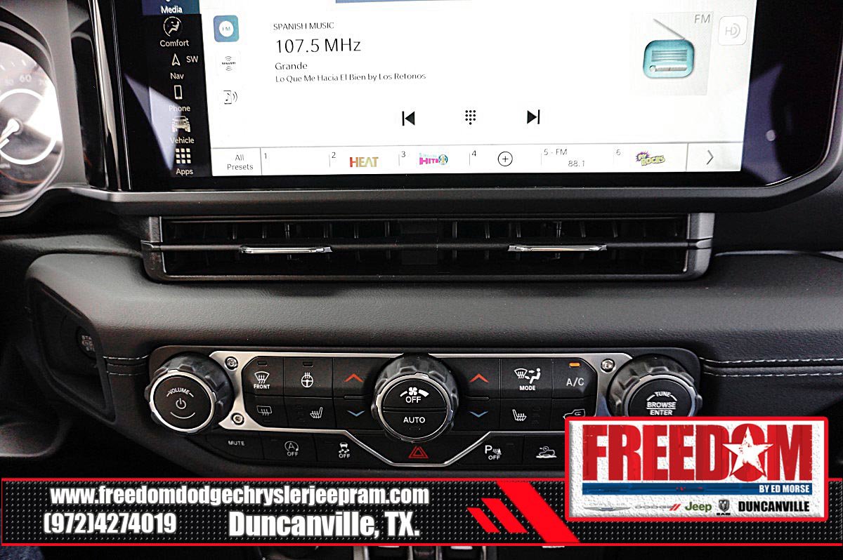 New 2026 Jeep Wrangler Unlimited Sahara w/ Whitecap Package AWD/4WD image 22