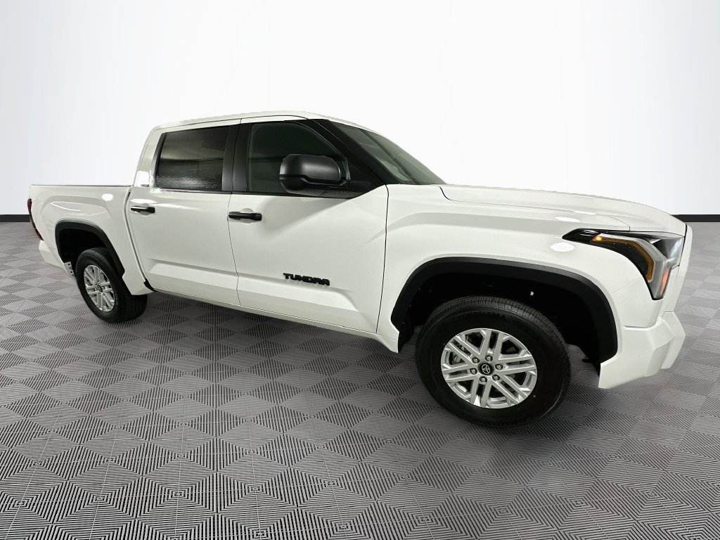 New 2026 Toyota Tundra SR5 AWD/4WD image 3