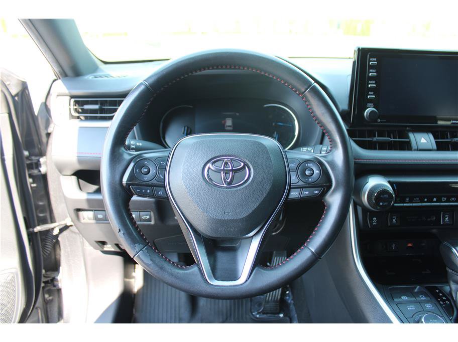 Used 2021 Toyota RAV4 SE w/ Weather & Moonroof Package AWD/4WD image 19