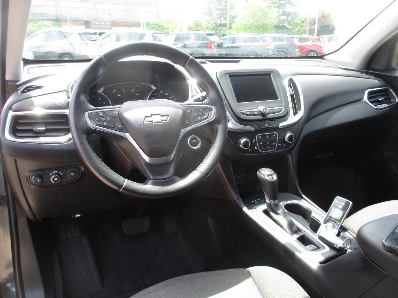 Used 2020 Chevrolet Equinox LT AWD/4WD image 36