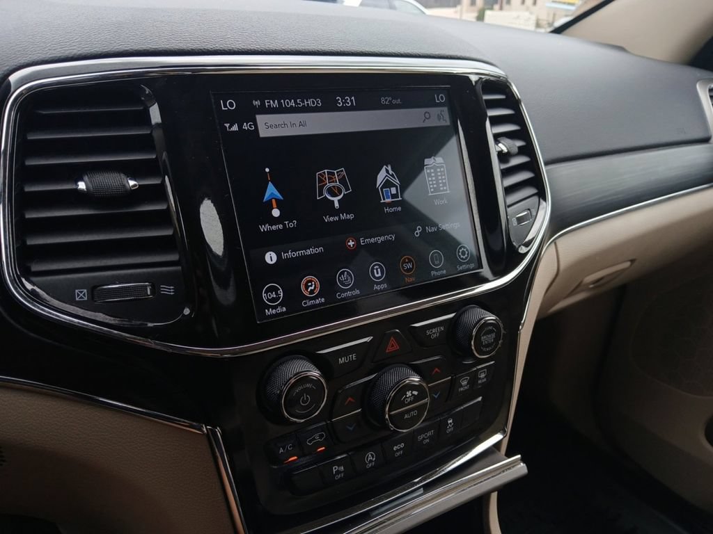 Used 2021 Jeep Grand Cherokee Limited RWD image 22