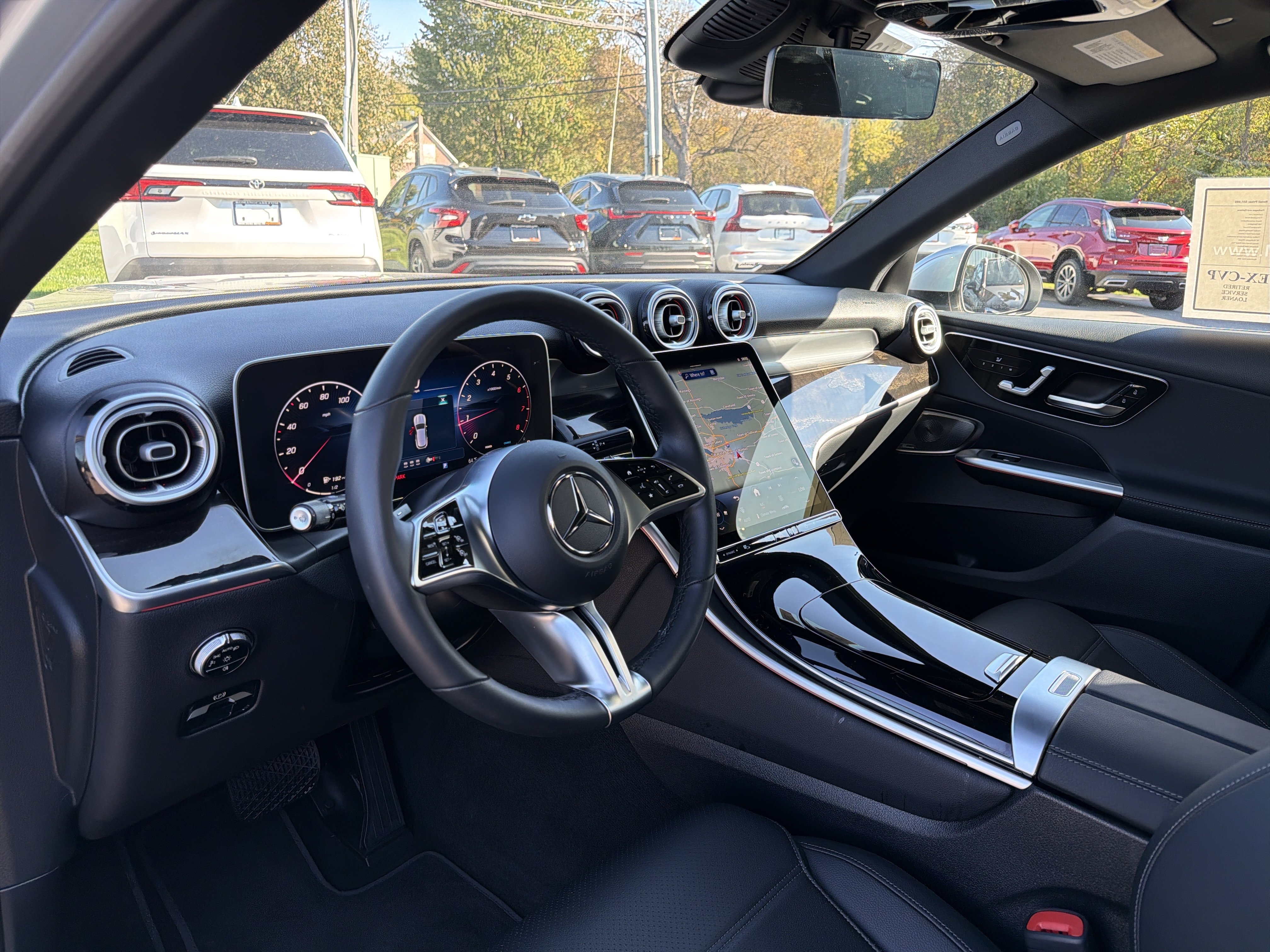 Used 2026 Mercedes-Benz GLC 300 4MATIC image 9