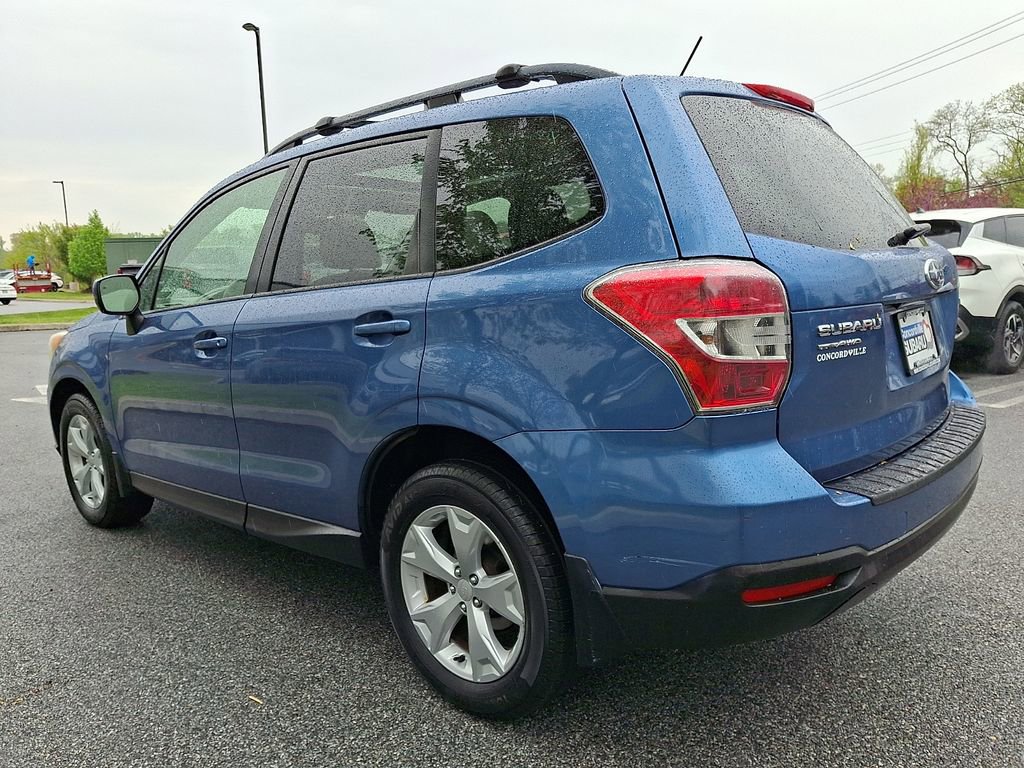 Used 2015 Subaru Forester 2.5i Premium AWD/4WD image 4