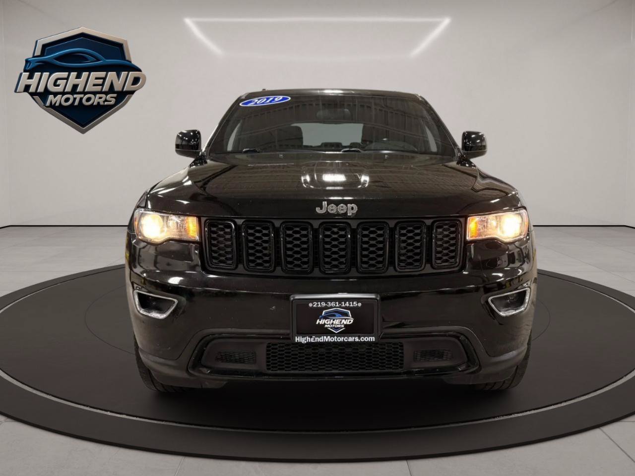 Used 2019 Jeep Grand Cherokee Laredo AWD/4WD image 10