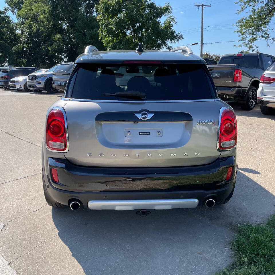 Used 2017 MINI Cooper Countryman S AWD/4WD image 3