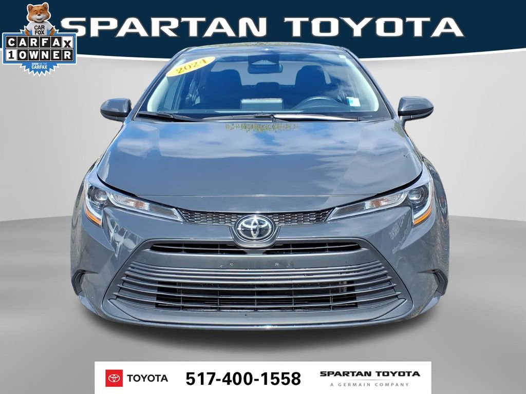 Used 2024 Toyota Corolla LE FWD image 3