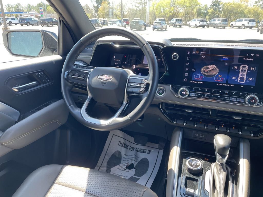 Used 2023 Chevrolet Colorado ZR2 w/ ZR2 Convenience Package III image 24