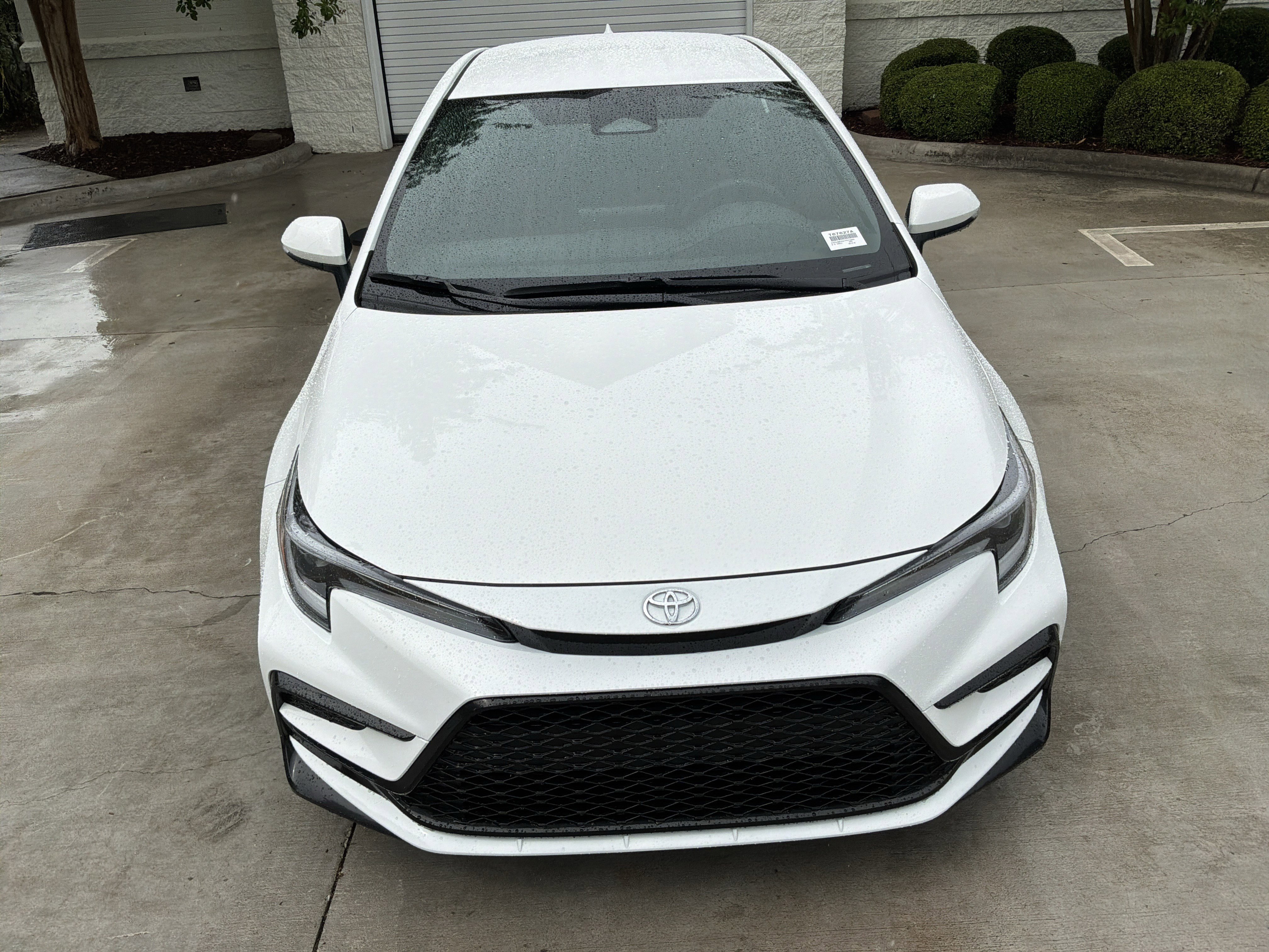 Used 2026 Toyota Corolla SE FWD image 3