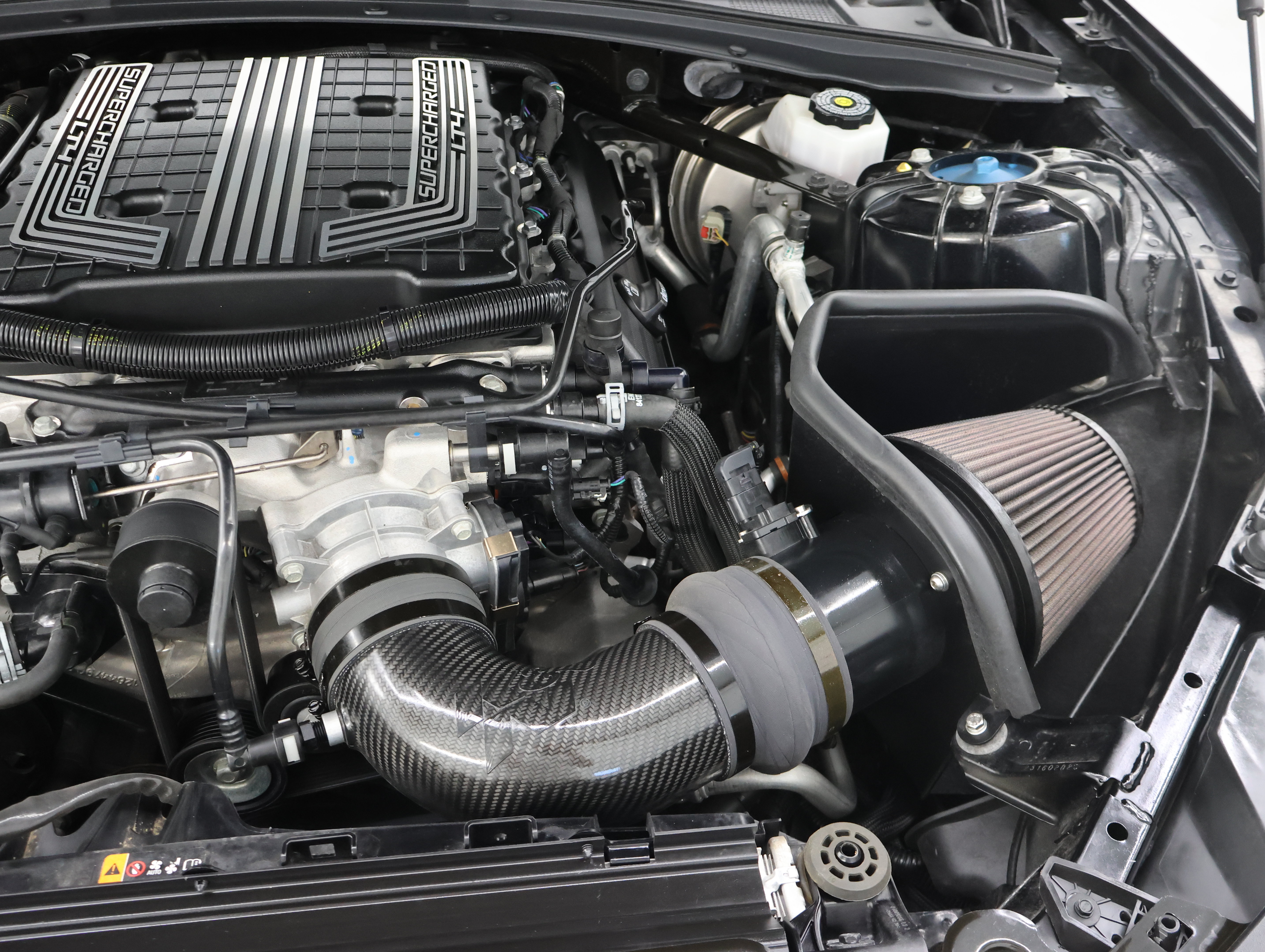 Used 2019 Chevrolet Camaro ZL1 RWD image 17