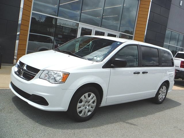 Certified 2019 Dodge Grand Caravan SE FWD image 1