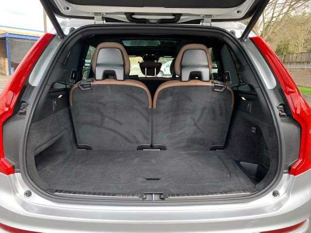 Used 2021 Volvo XC90 T6 Momentum w/ Advanced Package image 5