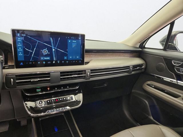 Used 2023 Lincoln Corsair Reserve w/ Equipment Group 201A AWD/4WD image 20