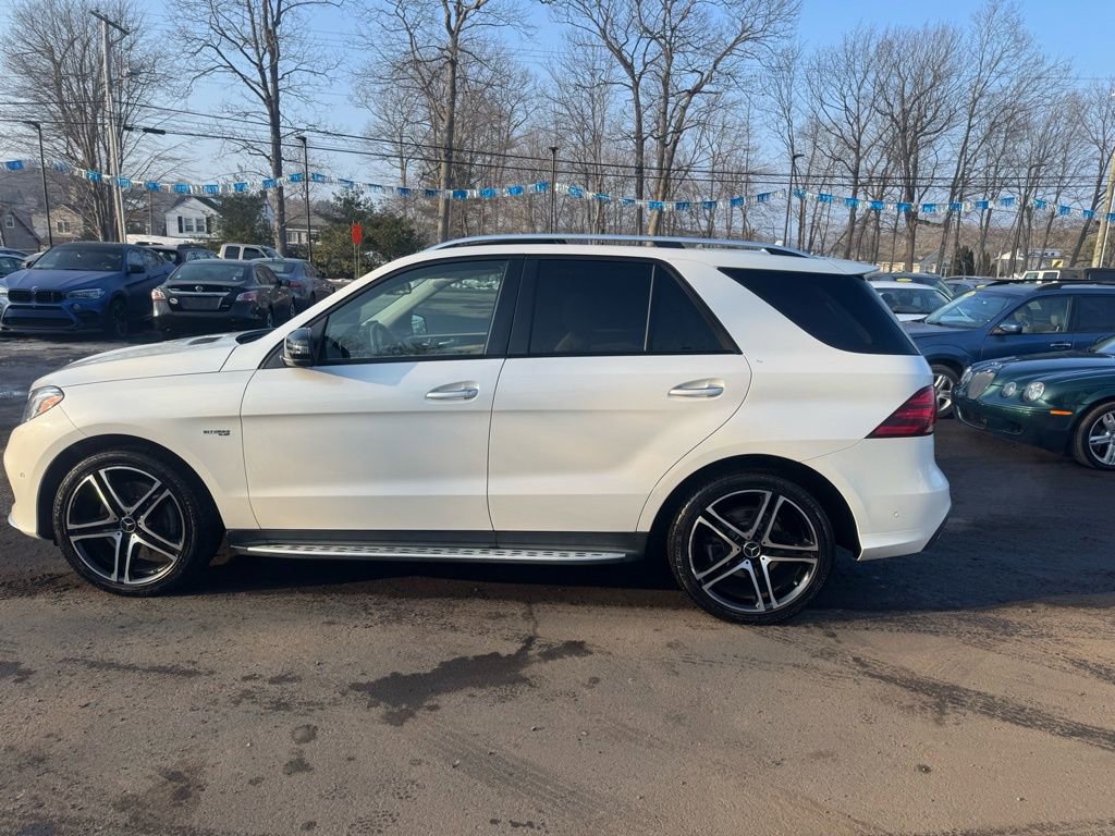 Used 2019 Mercedes-Benz GLE 43 AMG 4MATIC image 10