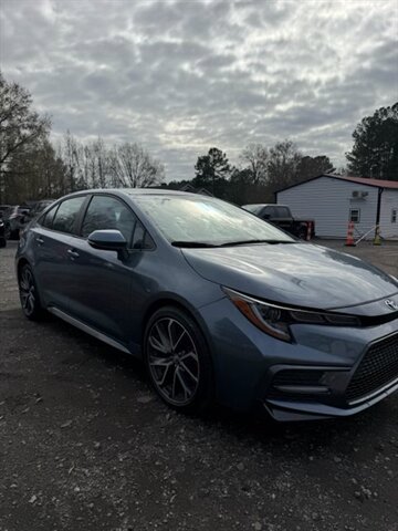 Used 2021 Toyota Corolla SE FWD image 2