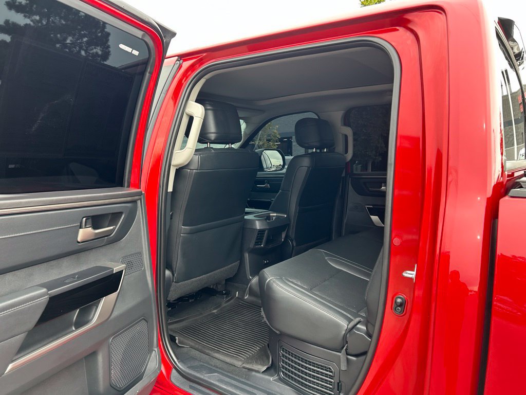 Used 2024 Toyota Tundra Limited AWD/4WD image 18