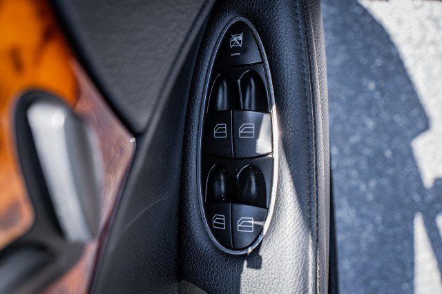 Used 2007 Mercedes-Benz E 350 Sedan image 19