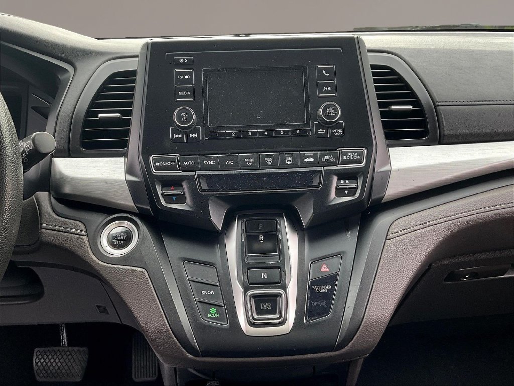Used 2018 Honda Odyssey LX image 9