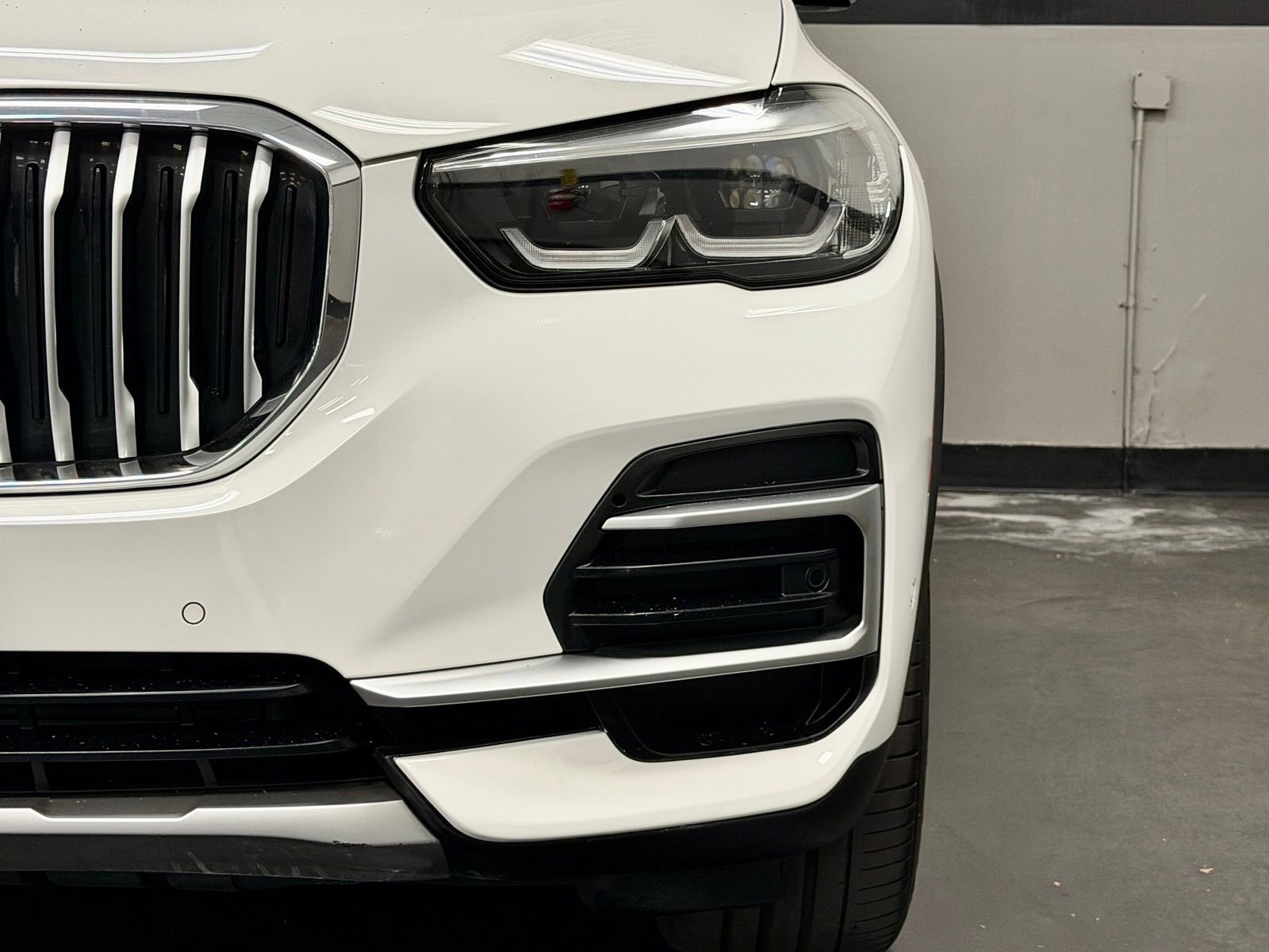 Used 2023 BMW X5 sDrive40i w/ Premium Package image 8