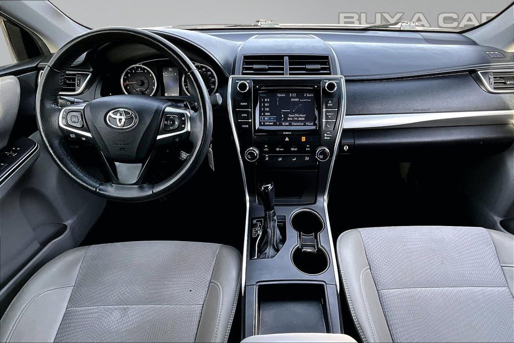 Used 2017 Toyota Camry SE FWD image 16