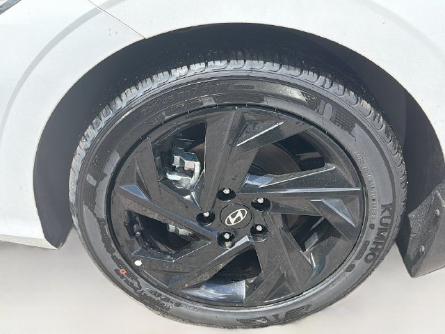New 2026 Hyundai Elantra Sport FWD image 30
