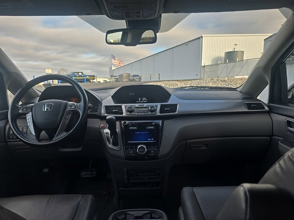 Used 2015 Honda Odyssey Touring image 24