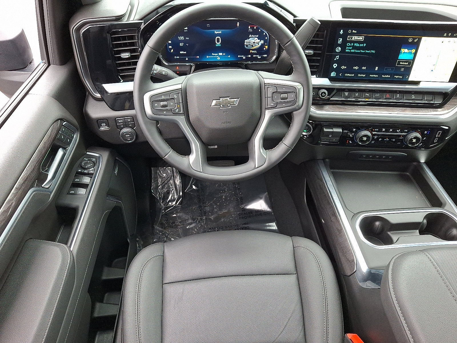 Used 2026 Chevrolet Silverado 2500 LTZ w/ LTZ Plus Package image 12