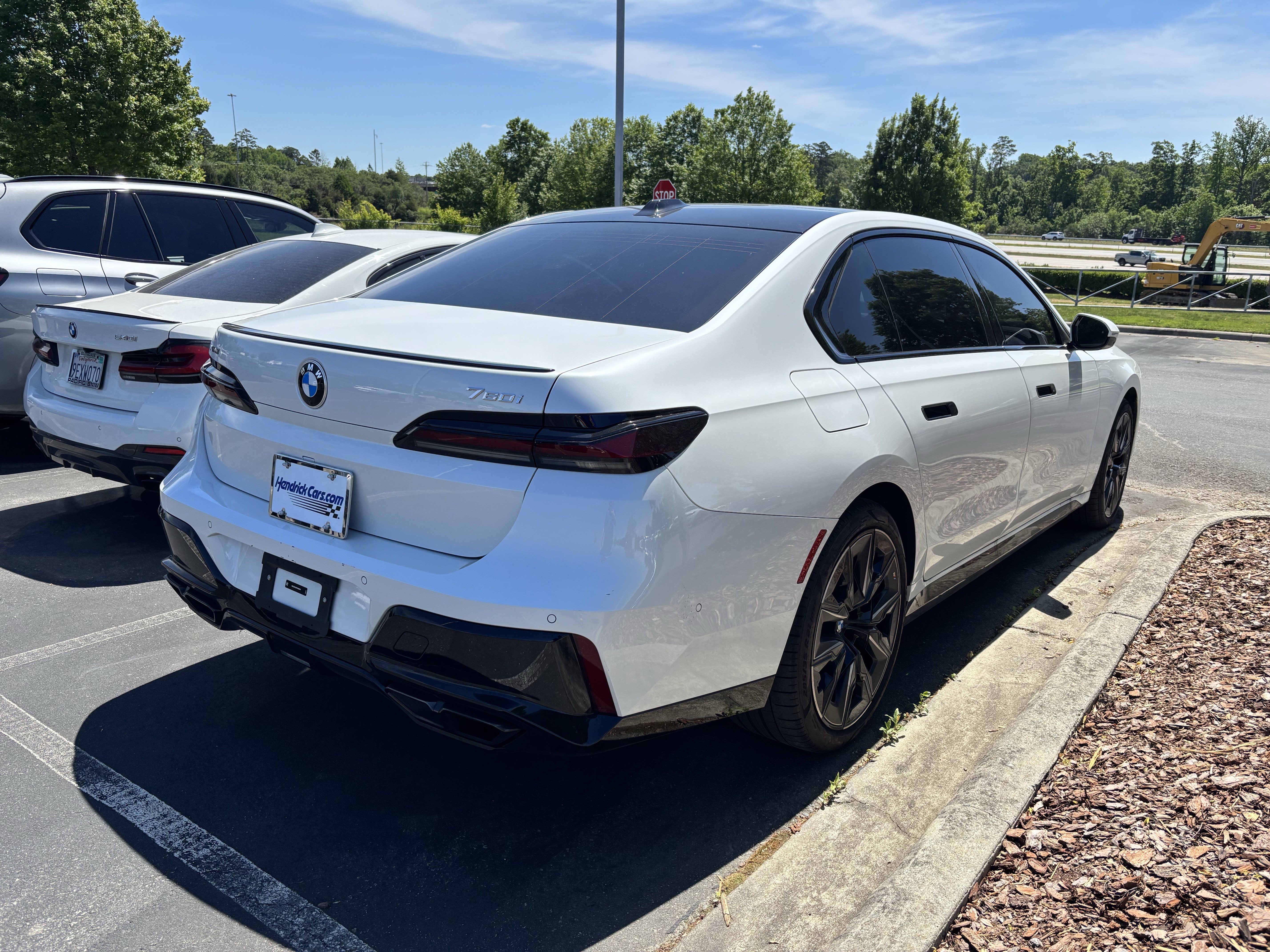 Certified 2023 BMW 760i xDrive AWD/4WD image 20
