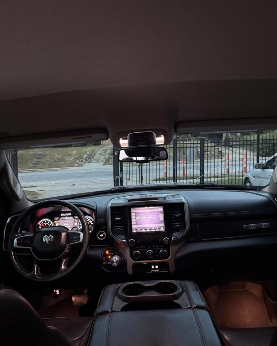 Used 2019 RAM 1500 Laramie image 7