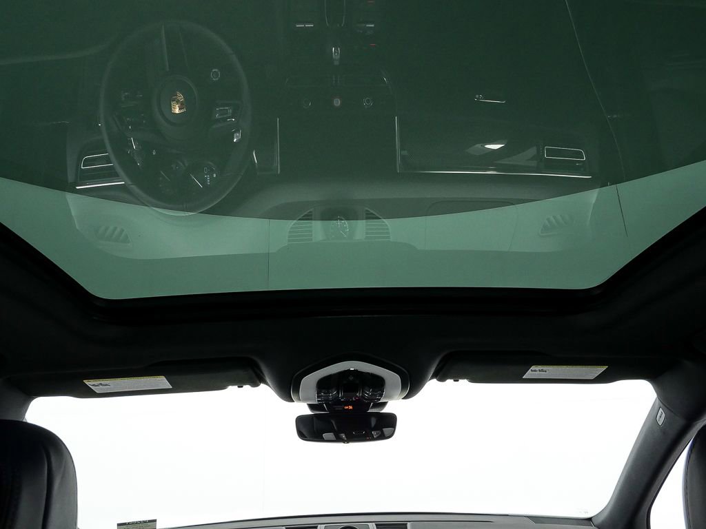 New 2026 Porsche Macan GTS image 21