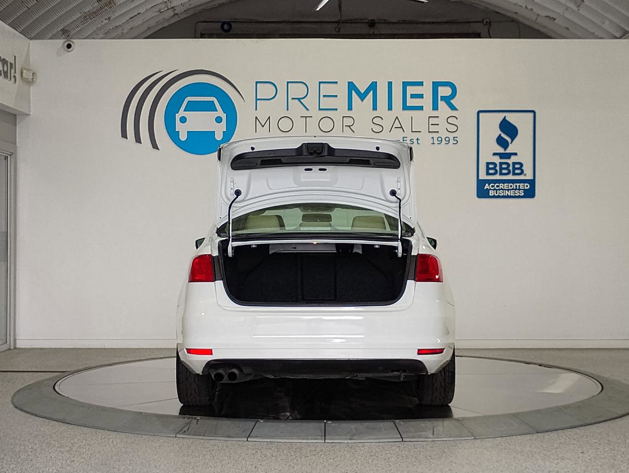 Used 2016 Volkswagen Jetta SE FWD image 37
