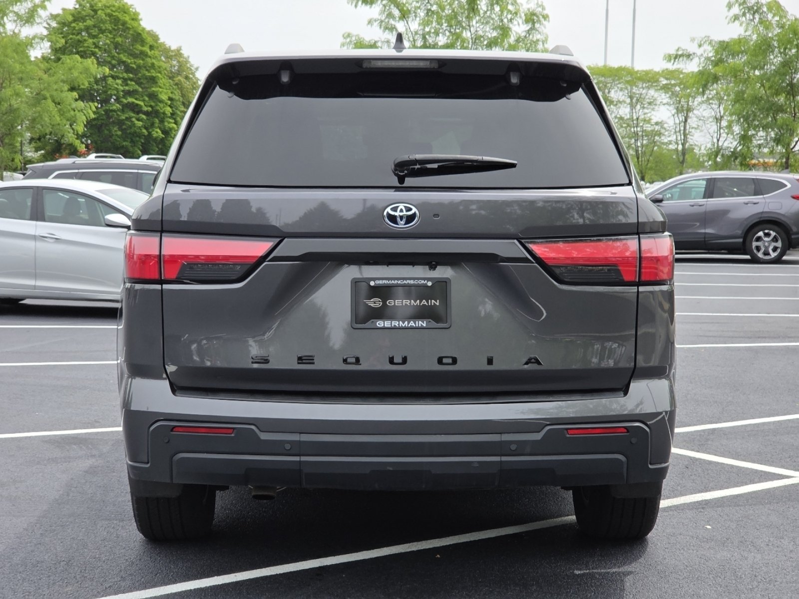 Used 2024 Toyota Sequoia SR5 w/ SR5 Premium Package AWD/4WD image 23