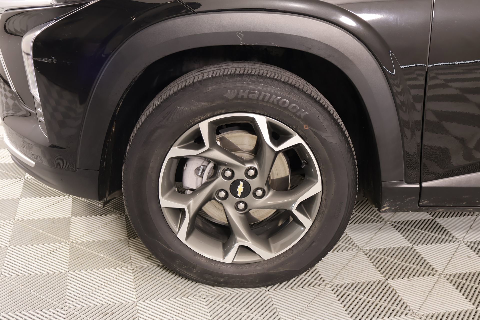Used 2024 Chevrolet Trax LT w/ LT Convenience Package FWD image 17