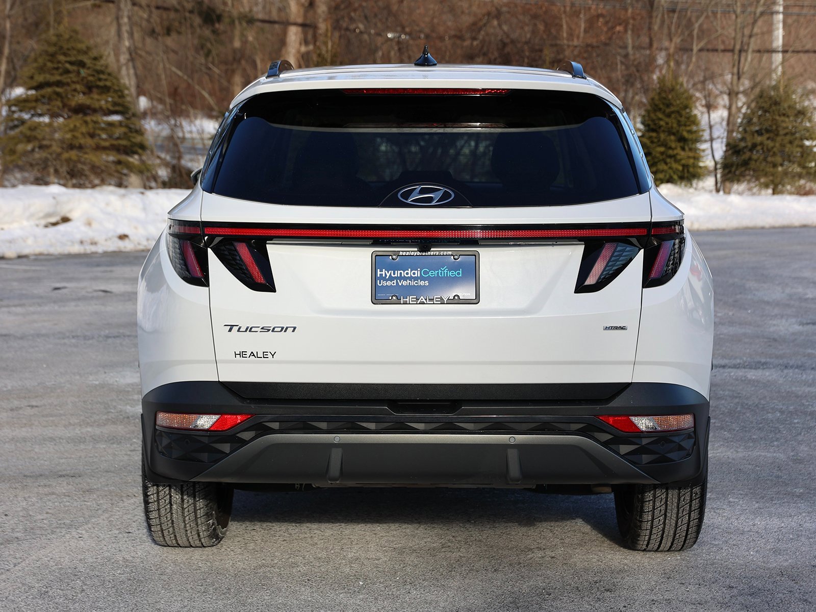 Certified 2022 Hyundai Tucson Limited w/ Cargo Package image 6