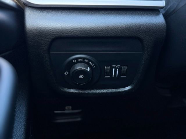 Certified 2024 Jeep Grand Cherokee Limited image 30