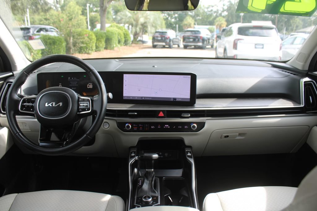 Certified 2024 Kia Sorento X-Line EX AWD/4WD image 25