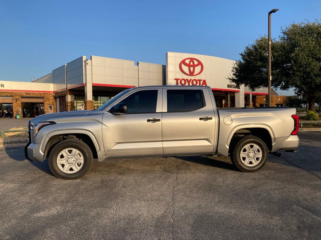 Used 2025 Toyota Tundra SR w/ SR Tow Package RWD image 8