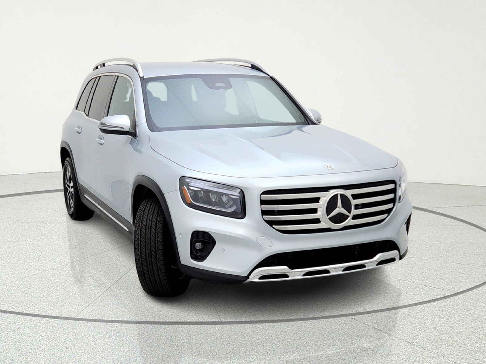 Certified 2026 Mercedes-Benz GLB 250 image 4