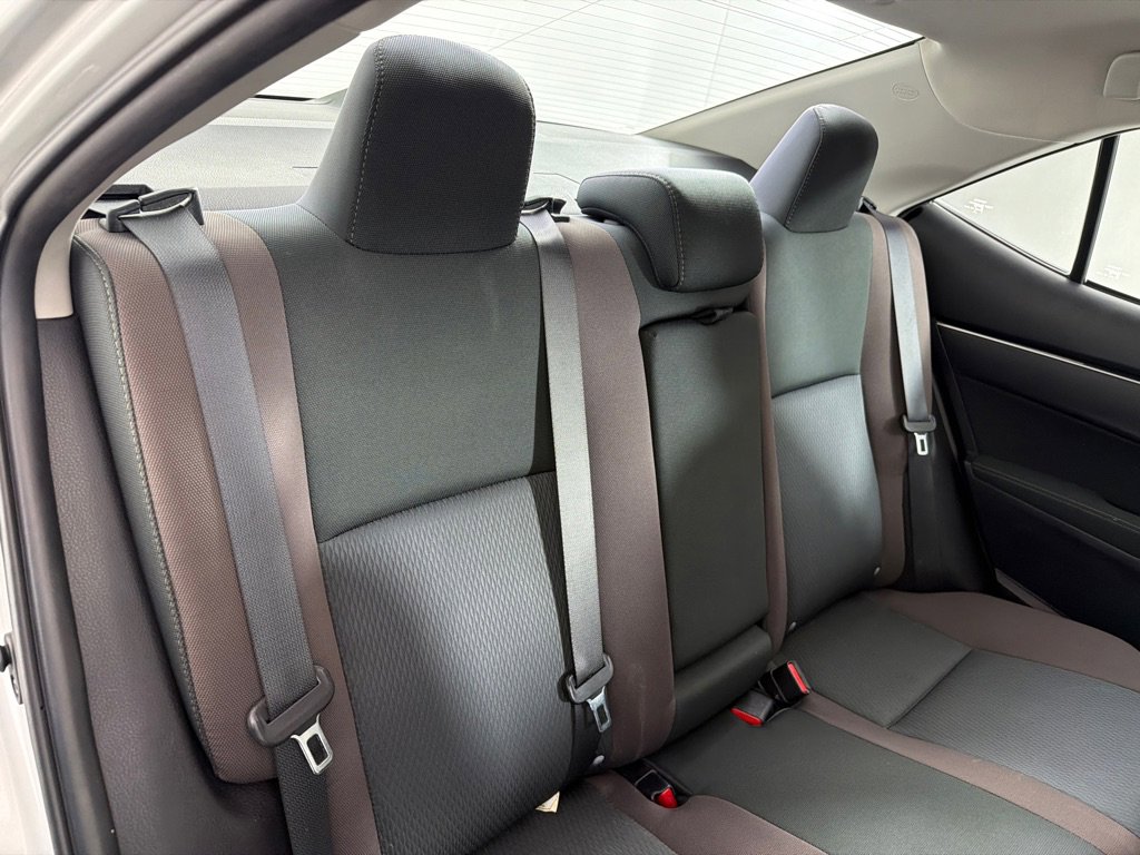 Used 2019 Toyota Corolla LE image 21