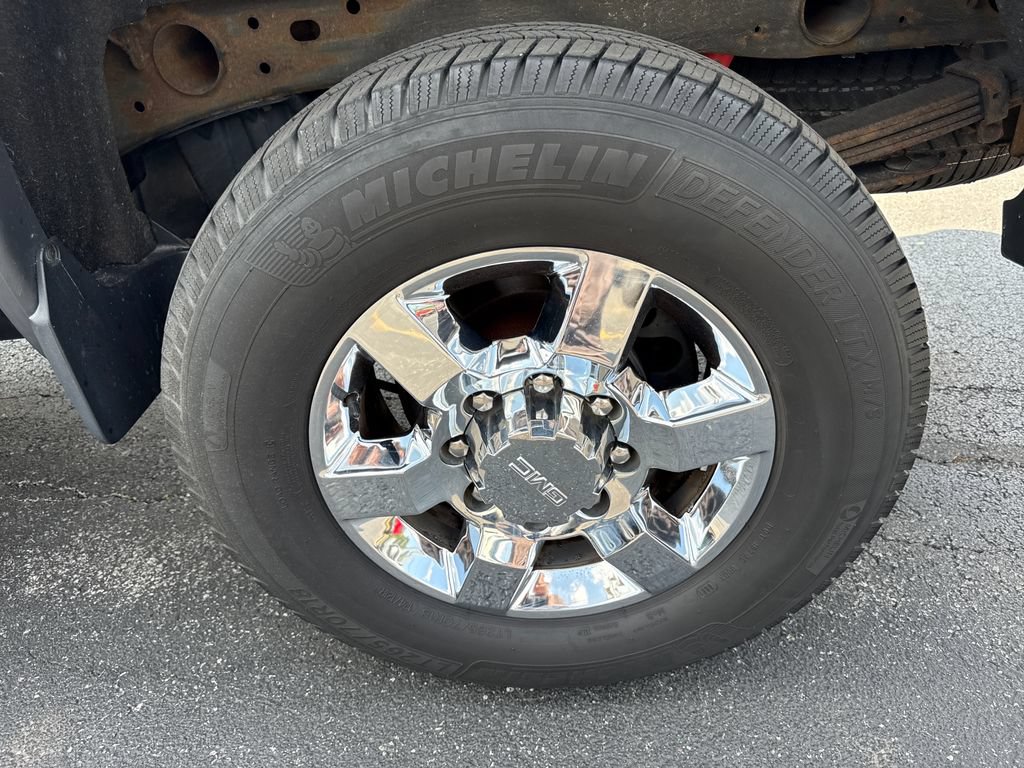 Certified 2015 GMC Sierra 2500 SLT w/ Suspension Package, Off-Road AWD/4WD image 7