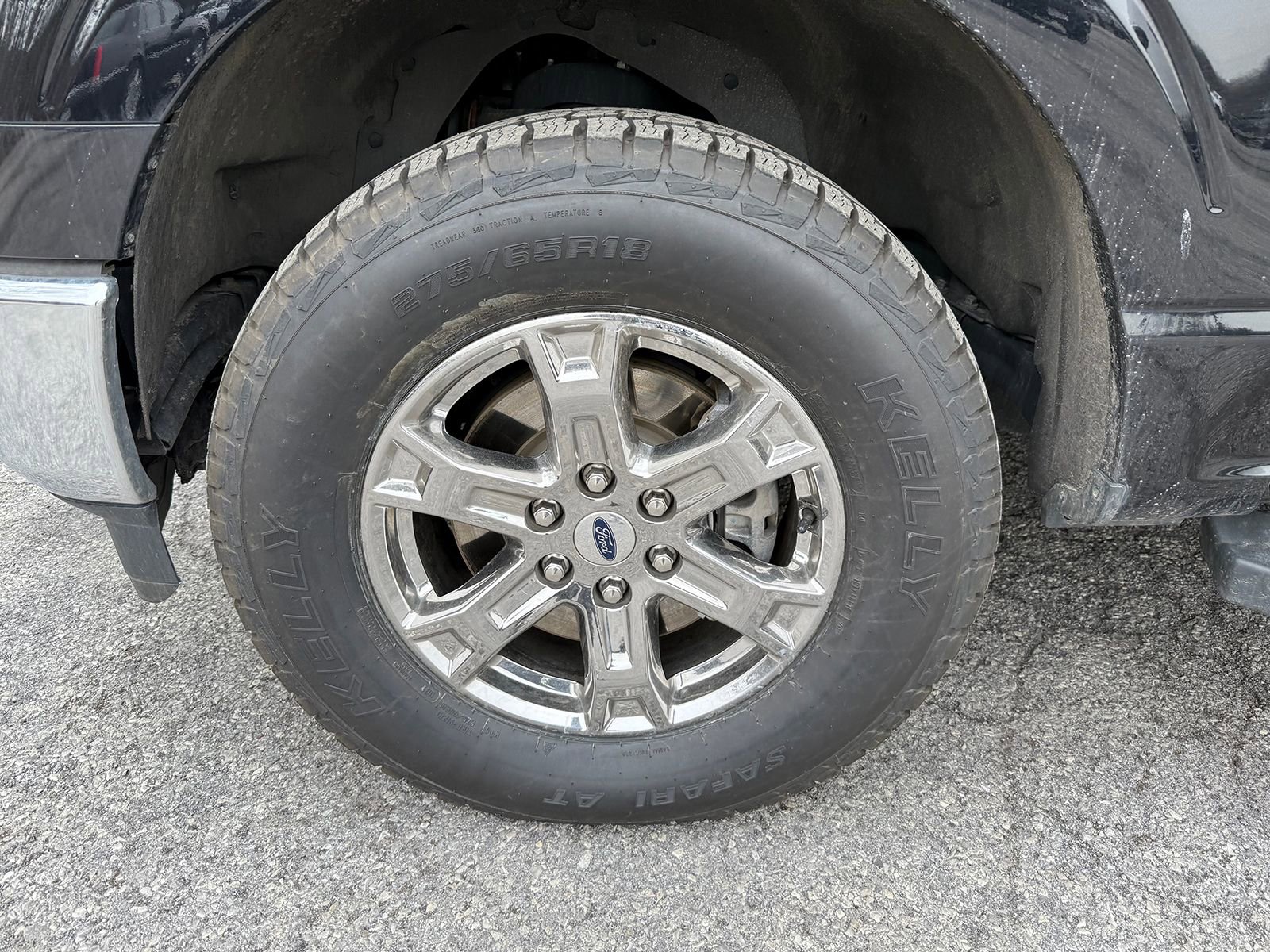 Used 2023 Ford F150 Lariat w/ Trailer Tow Package image 11