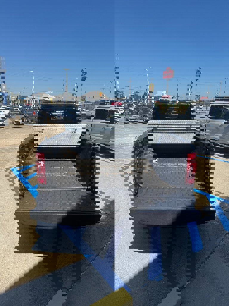 Used 2020 RAM 1500 Laramie w/ Sport Appearance Package image 6