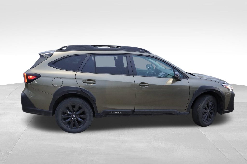 Used 2024 Subaru Outback Onyx Edition AWD/4WD image 2