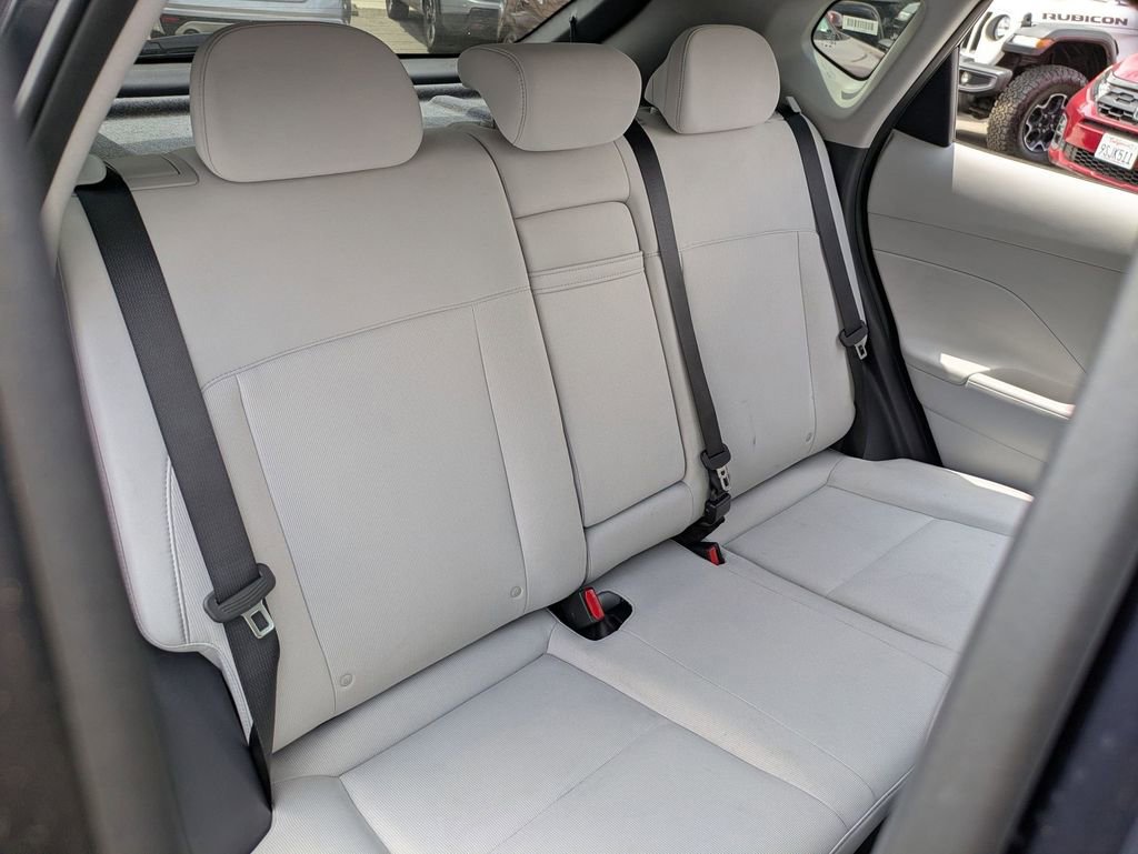 Used 2025 Hyundai Kona SEL FWD image 27