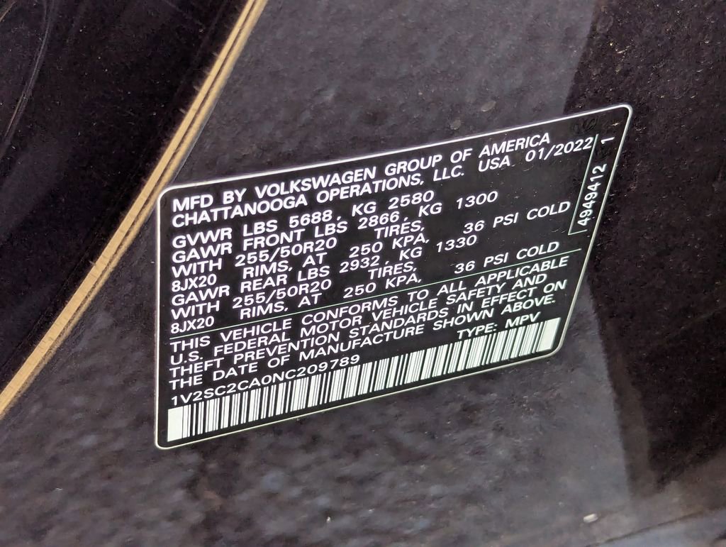 Certified 2022 Volkswagen Atlas Cross Sport SEL R-Line image 39