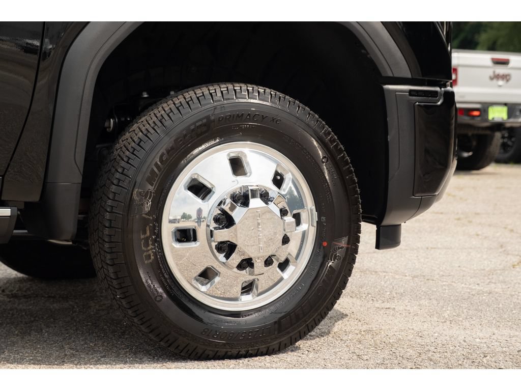 New 2026 GMC Sierra 3500 Denali Ultimate w/ LPO, Black Badging Package AWD/4WD image 10
