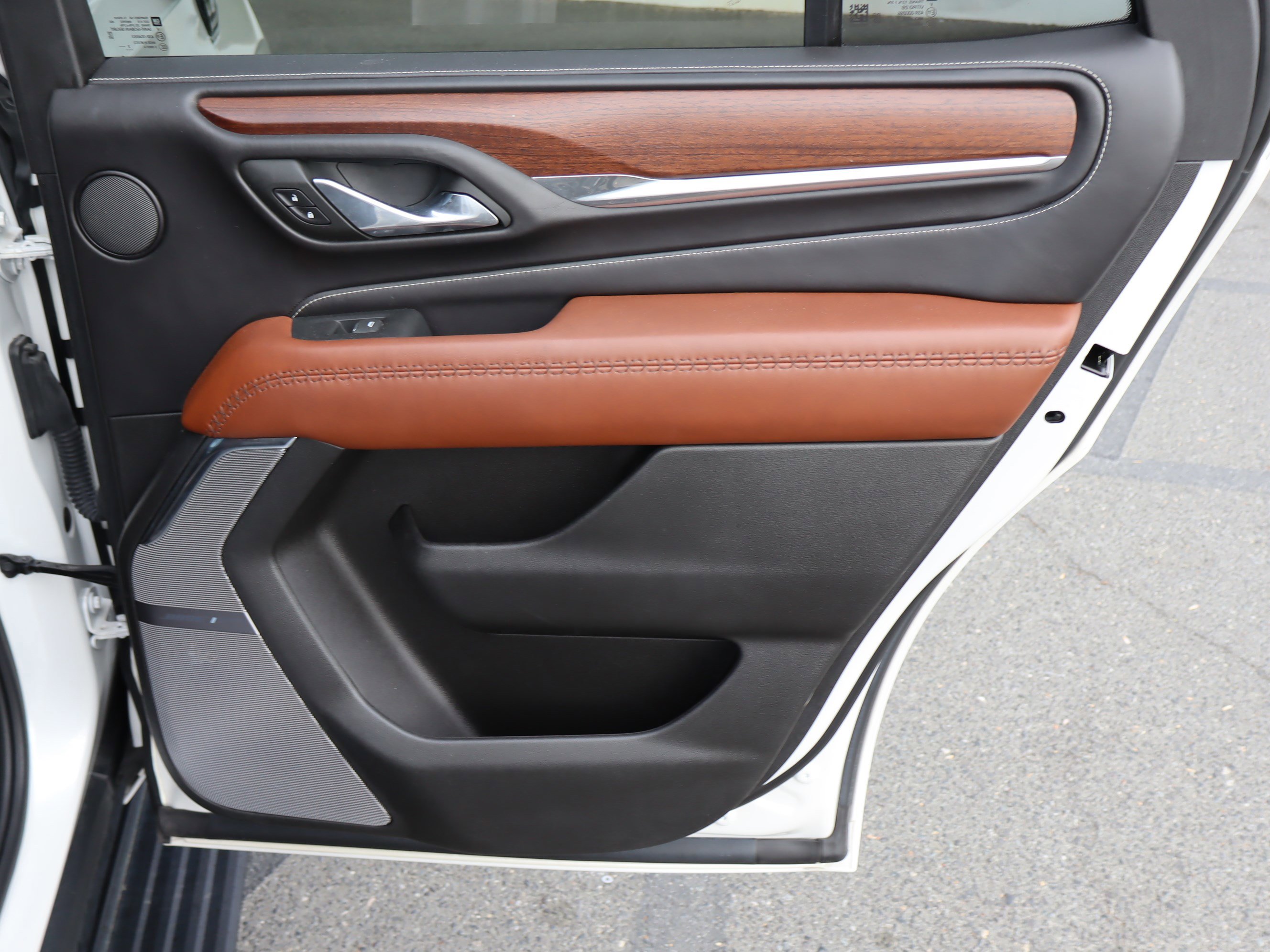 Certified 2023 GMC Yukon Denali Ultimate image 38